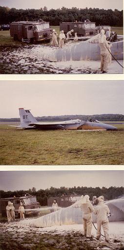 1981-09 crashF15-2 blussing.jpg